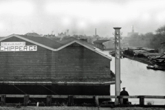 1911. Loods De Wildeboer westzijderveld zaandam. Op deze plek stond de geleijknamige paltrokmolen.