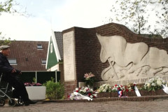 Buurman-Kuyper-bij-het-Monument